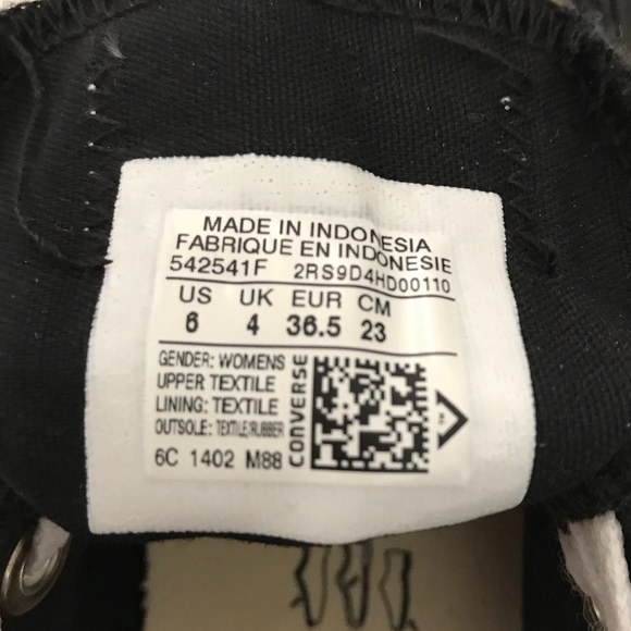 NWOT Eyelet Unique Black Super Cute Chuck Taylor Ox Converse - Picture 6 of 8